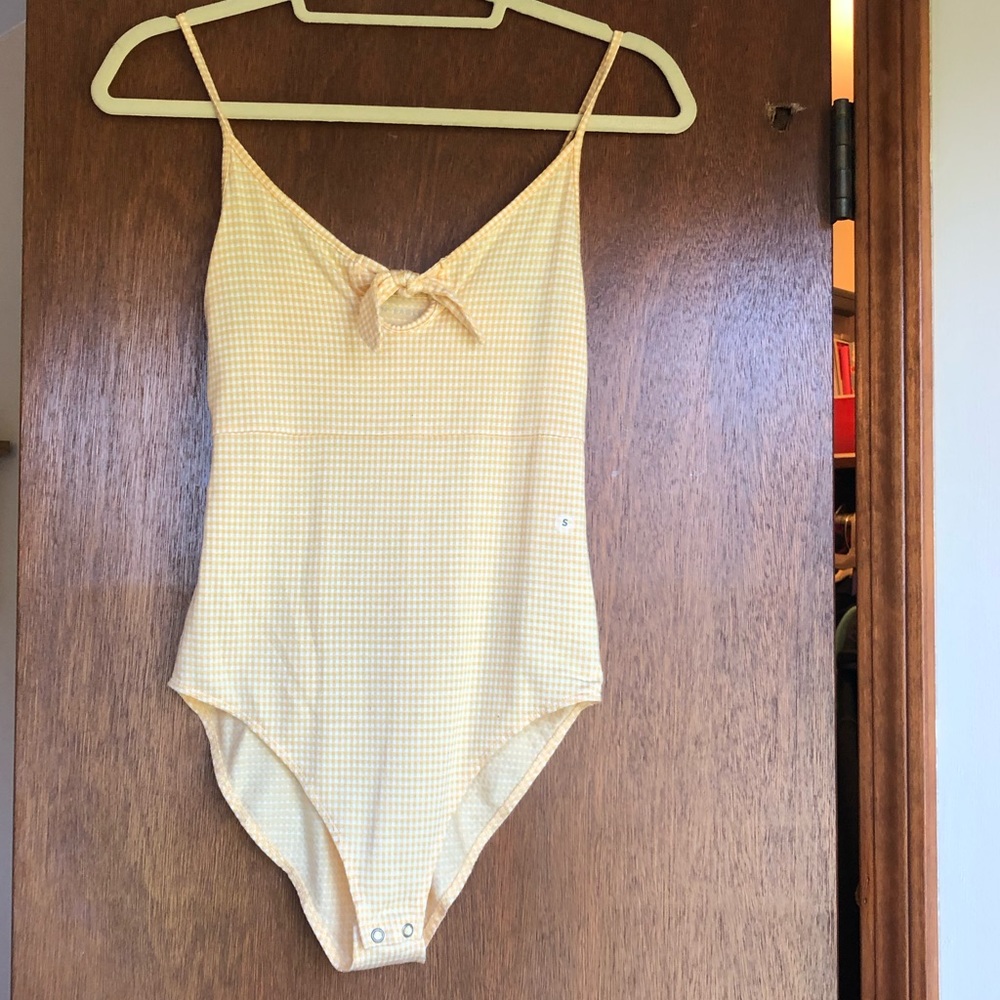 *BRAND NEW* american eagle small bodysuit